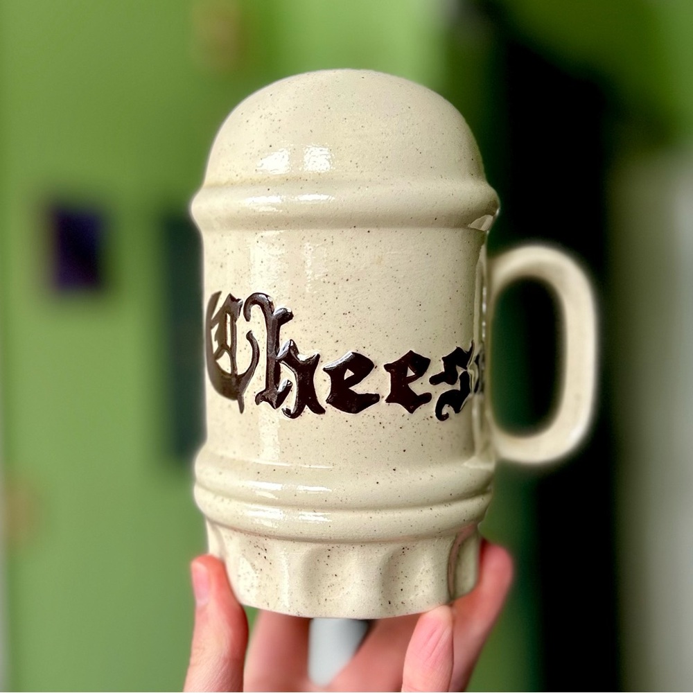 VTG Large Pottery Cheese Shaker Kitchenware Tool Cottagecore Farmhouse Accent - Picture 1 of 9